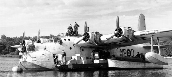 Ein Dackel namens Dakota Erinnerungen an die Berliner Luftbrücke Fotoausstellung im Luftwaffenmuseum