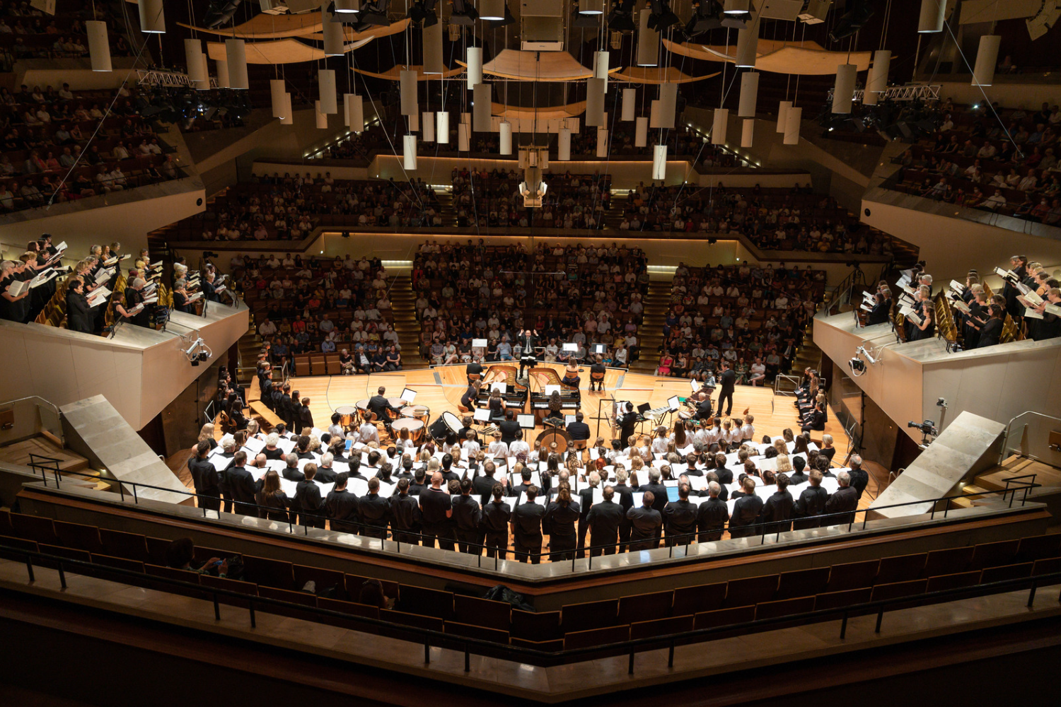 Walking in BeautyChorfest in der Berliner Philharmonie